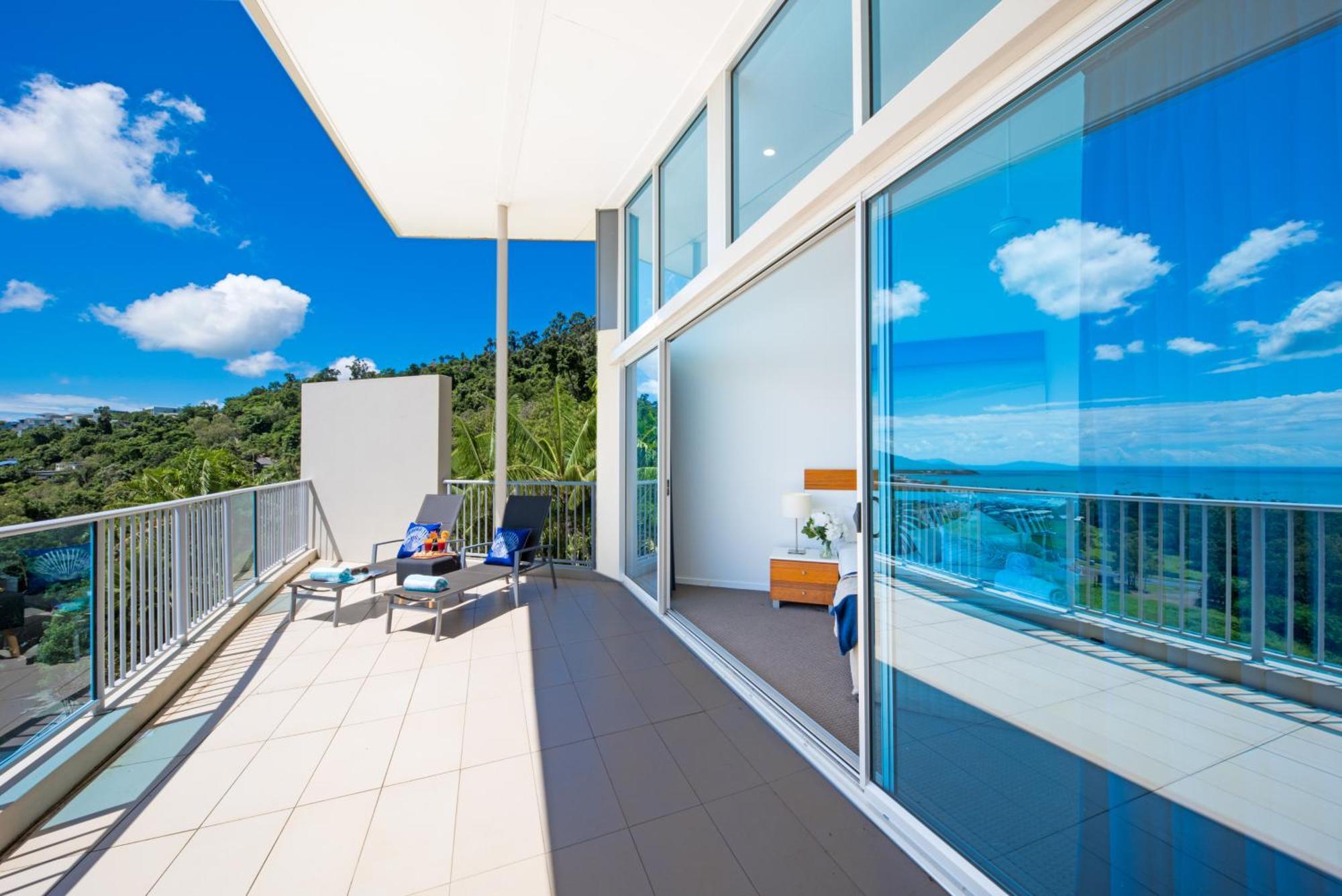 Sea Forever On Azure Seas - Airlie Beach Exterior photo