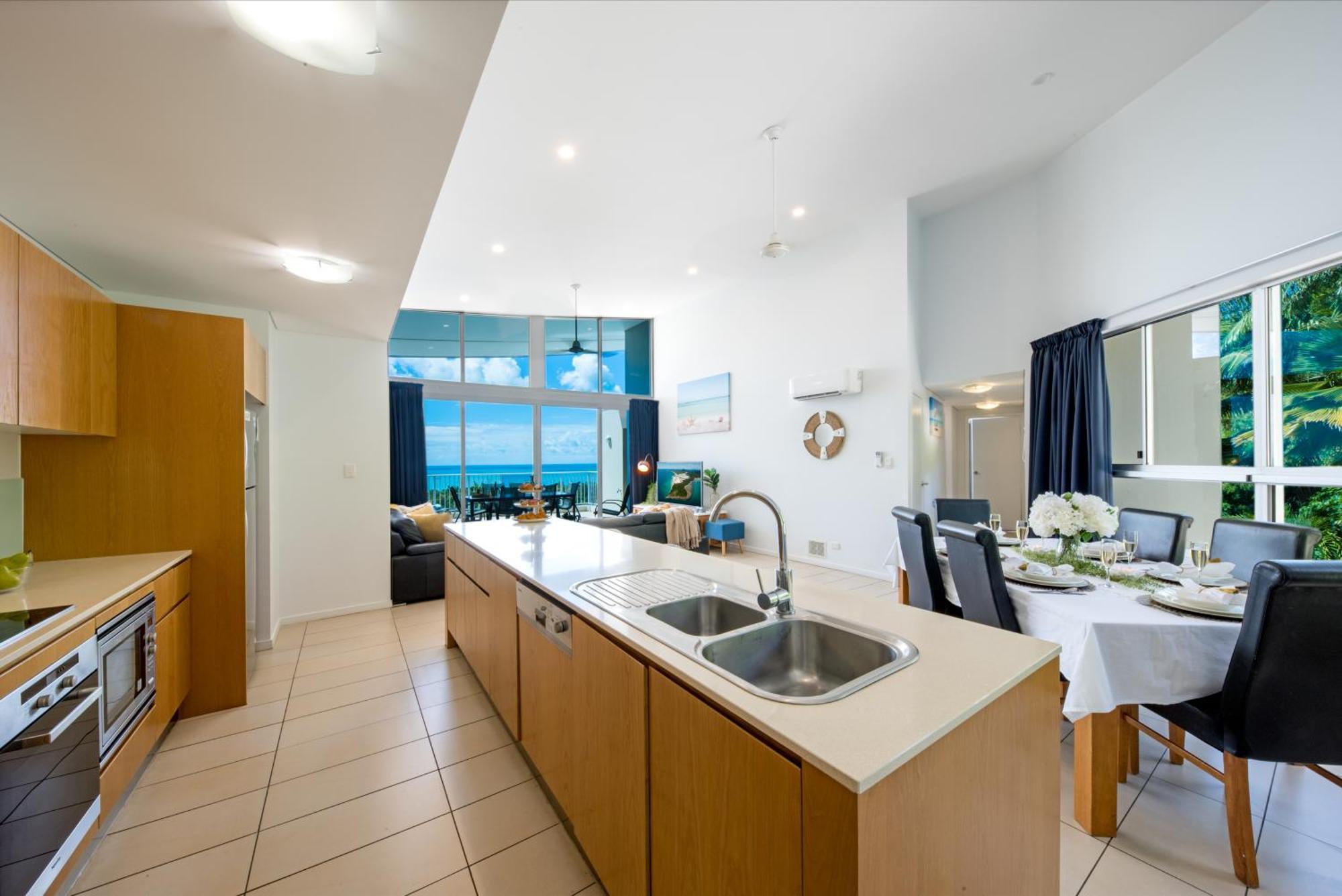 Sea Forever On Azure Seas - Airlie Beach Exterior photo